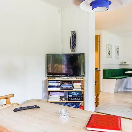 Feriehus 2 Bedroom Lovely In Neksø